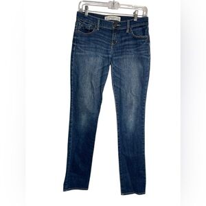 Abercrombie & Fitch jeans size 2 (waist 26)‎ long blue Straight Leg Jeans 💙💙